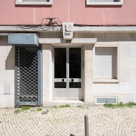 Apartment Alameda Typical By Homing