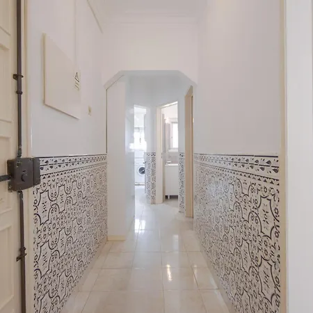 Apartment Alameda Typical By Homing *