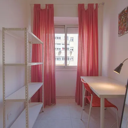 Alameda Typical By Homing * Lisboa